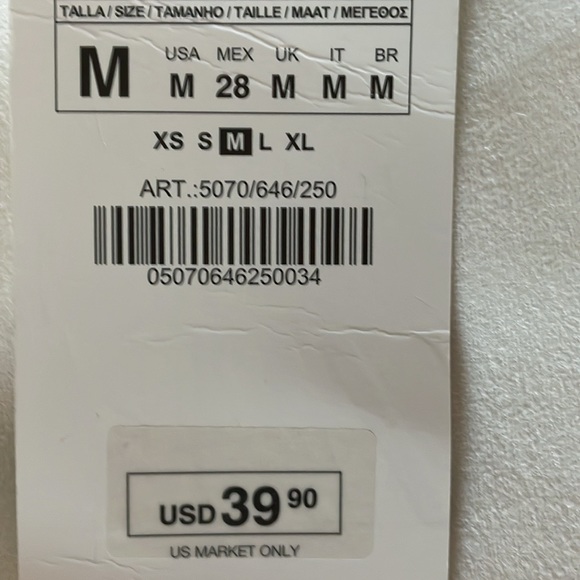 Dress - Picture 5 of 5